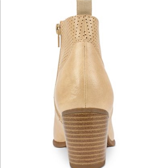 NIB White Mountain Booties - Picture 5 of 8